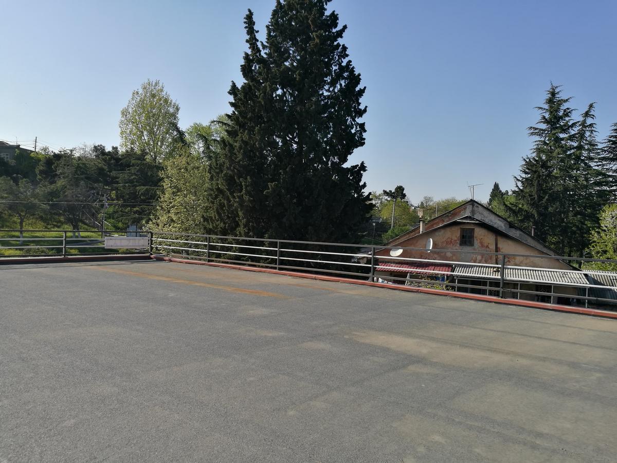 Agora Apartamento Tiflis Exterior foto