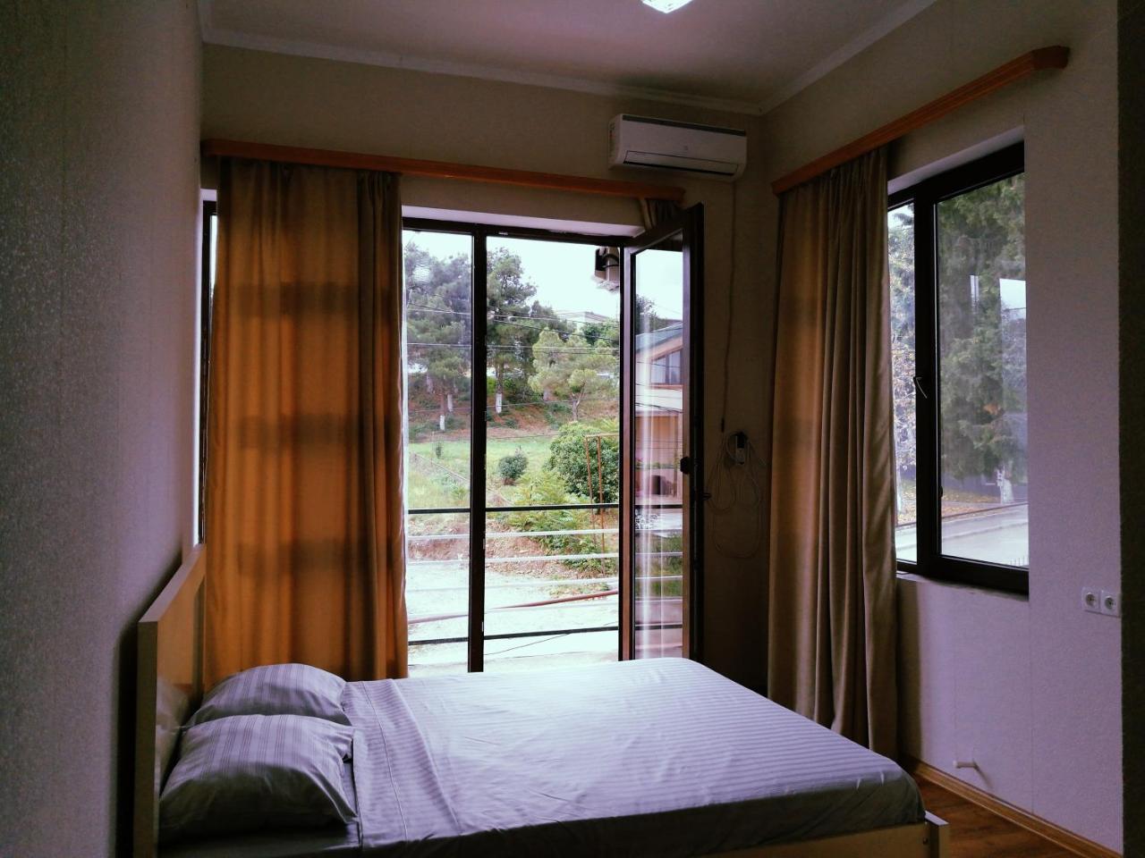 Agora Apartamento Tiflis Exterior foto
